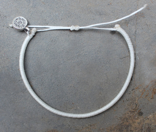 Loop Thin Bracelet / White