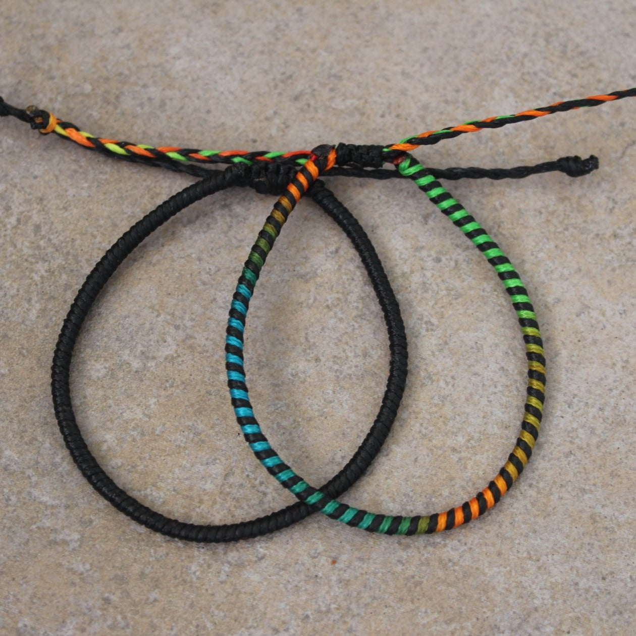 Loop 2 Thin Bracelet Set 05