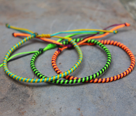 Loop 3 Piece Spiral Bracelet Set 01